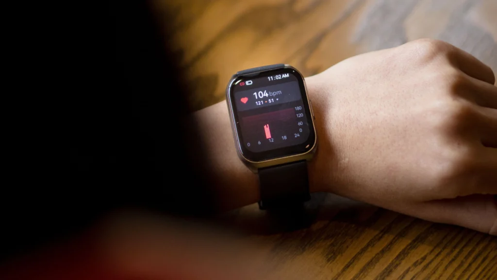 Serce nagle zaczyna walić jak szalone? Tego objawu lepiej nie ignorować Smartwatch